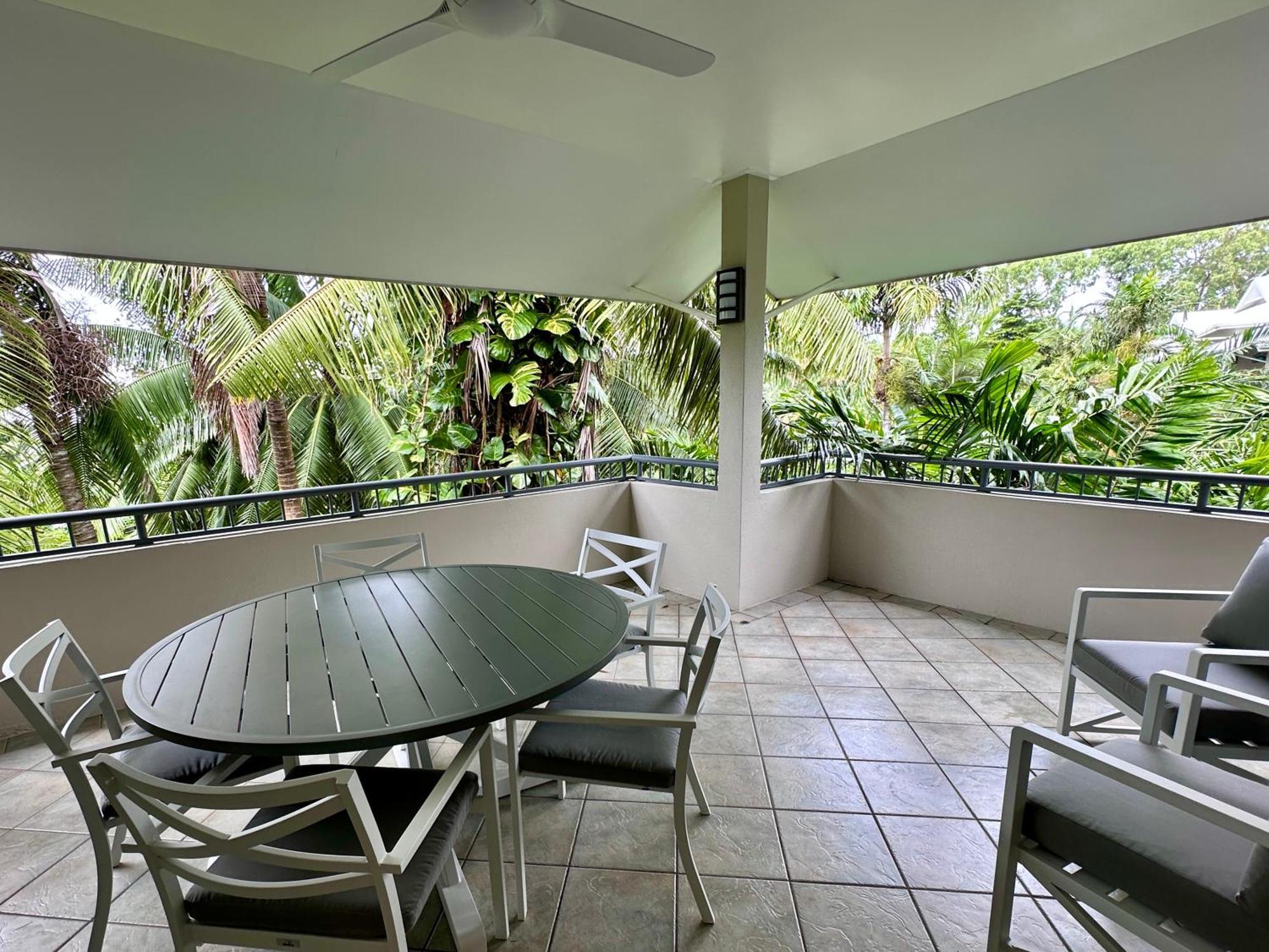 Aparthotel Oasis At Palm Cove Exterior foto